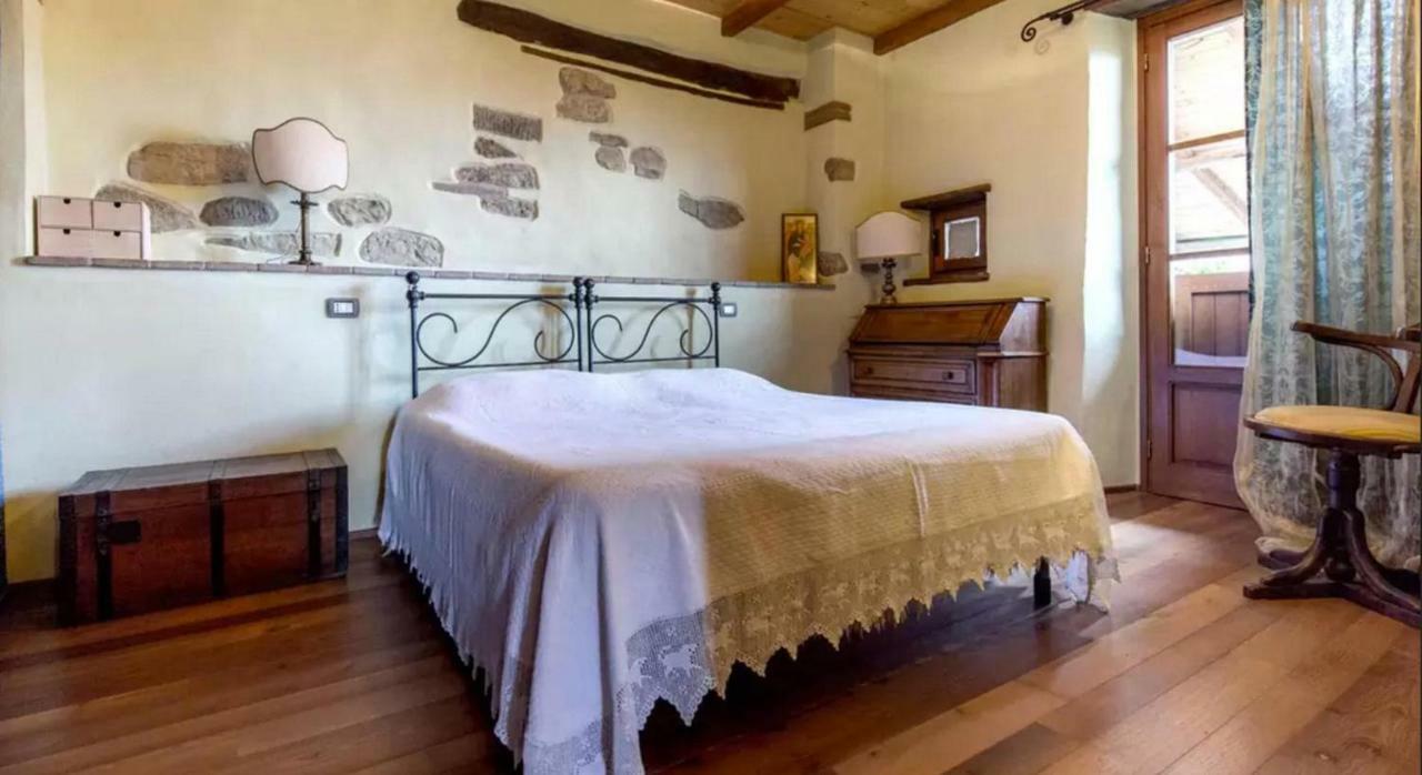 Casa Mazzocchi Vista Su Poppi Villa Kültér fotó